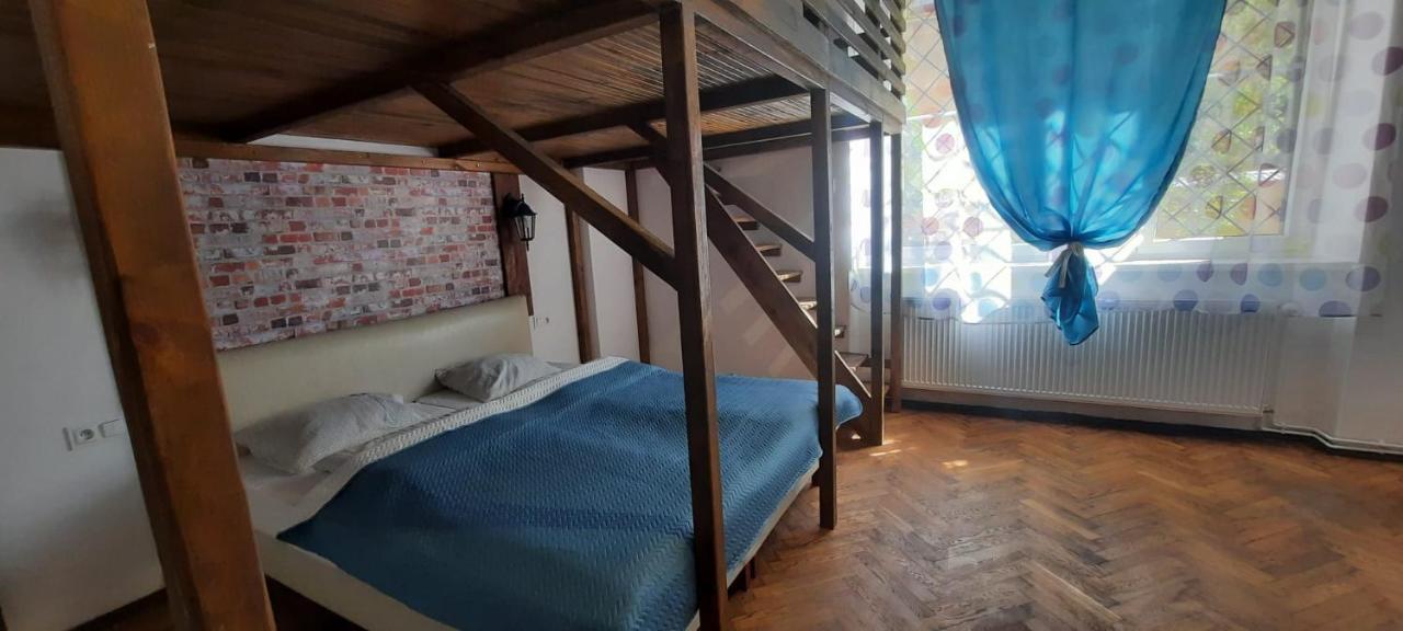 Lorf Hostel&Apartments Krasków Eksteriør bilde