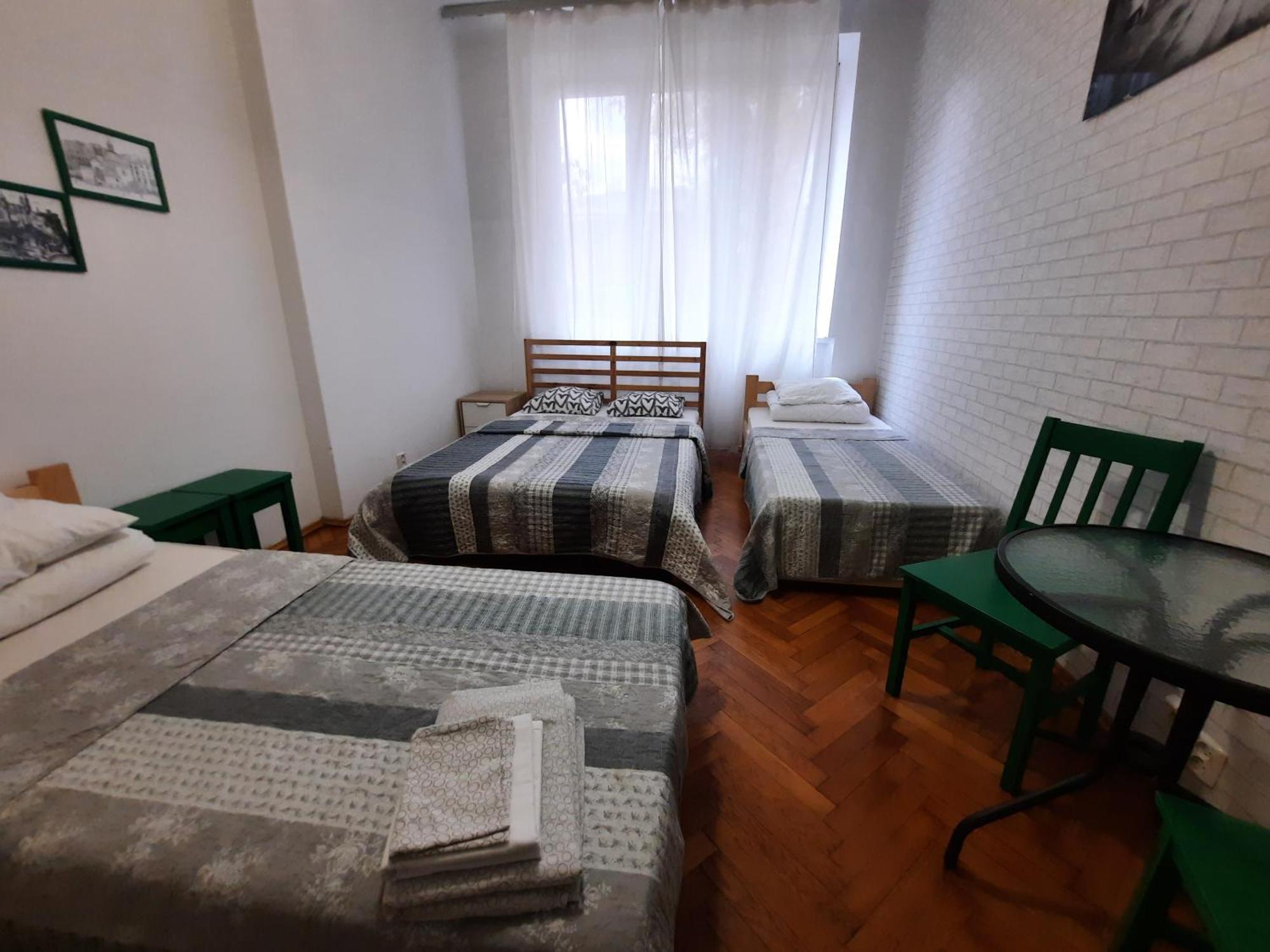 Lorf Hostel&Apartments Krasków Eksteriør bilde