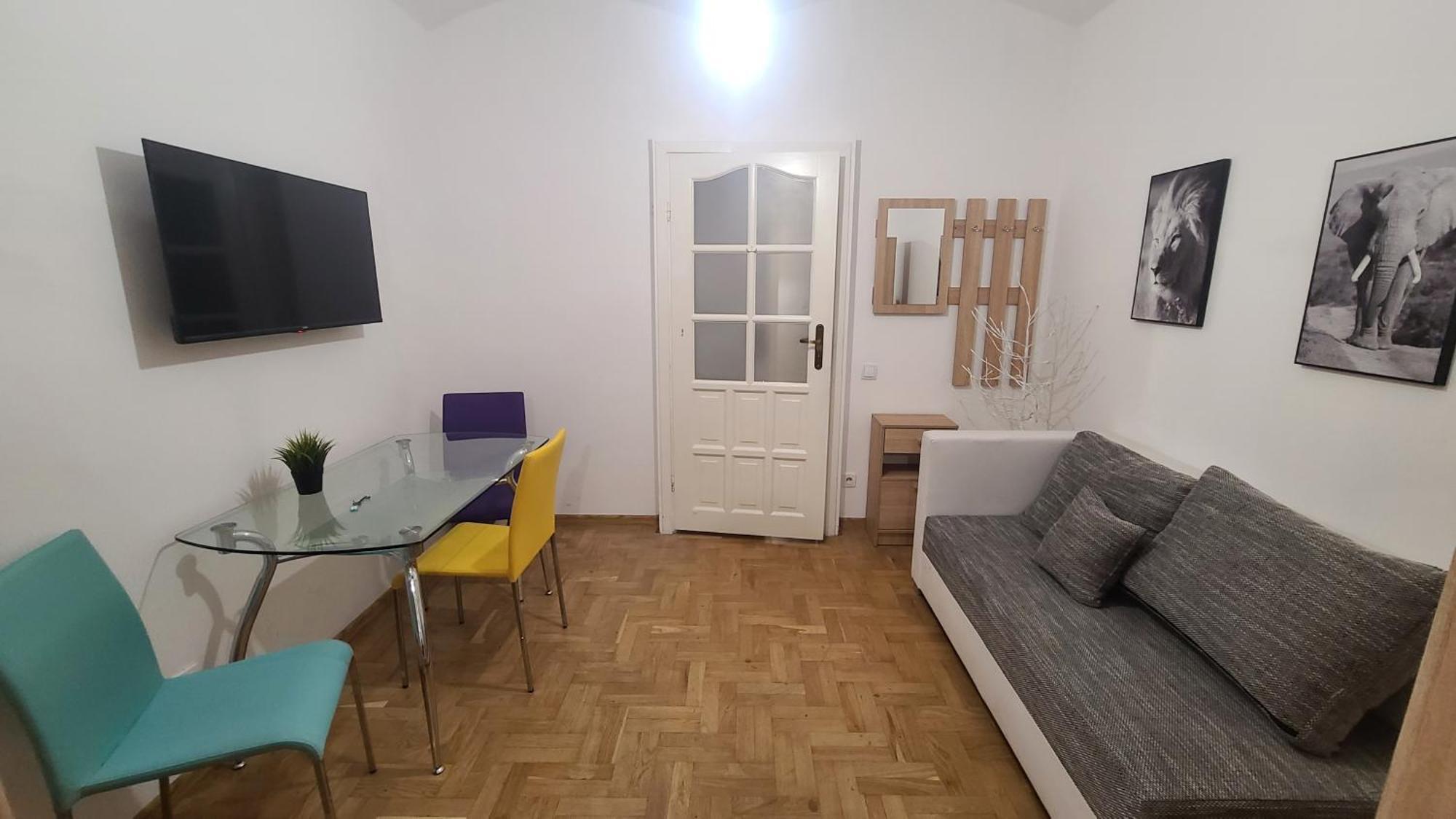 Lorf Hostel&Apartments Krasków Eksteriør bilde